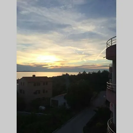 Mesmerizing View Apartment *